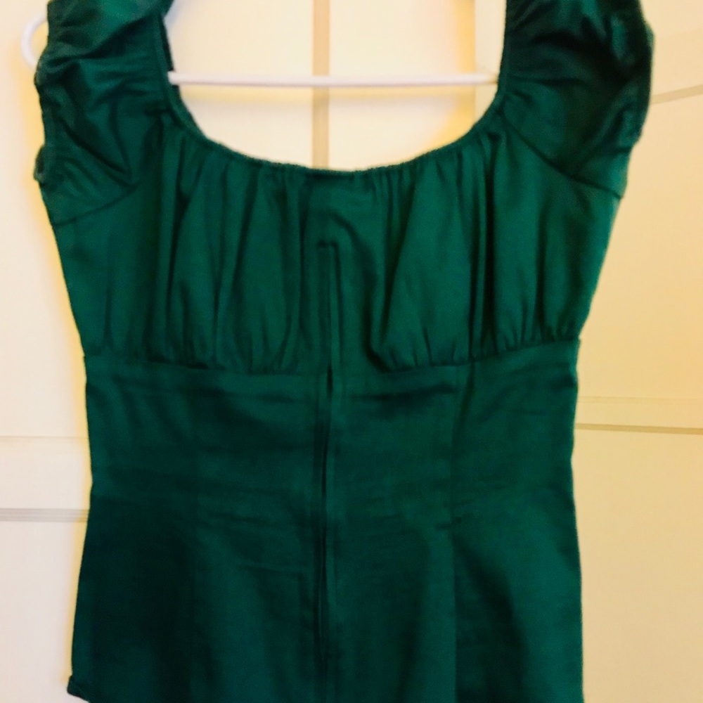 PUG peasant top size small